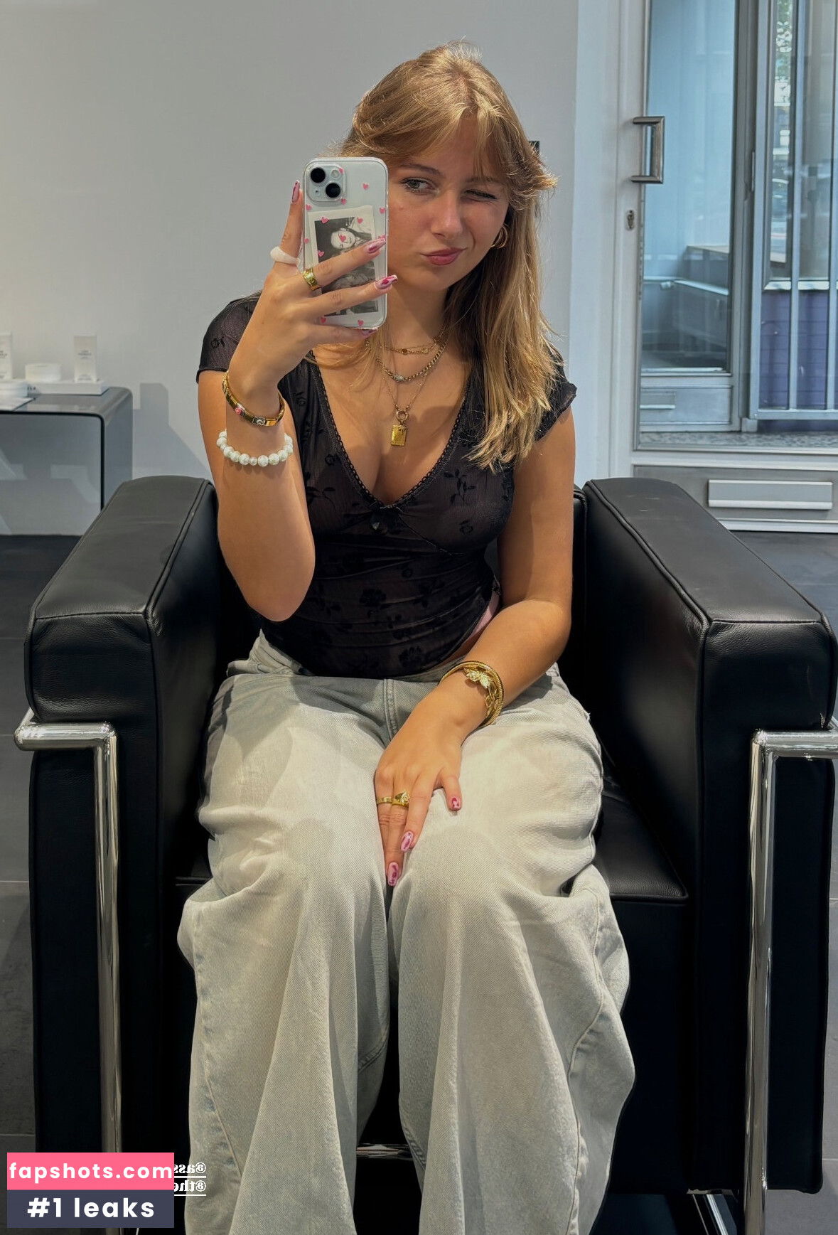 evaaklm gallery photo #2