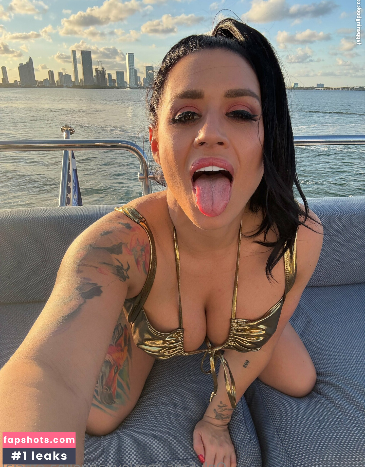 evaangelina.official gallery photo #14