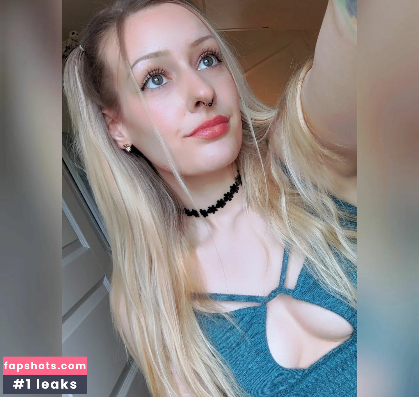 EvaBreem nude babe gallery