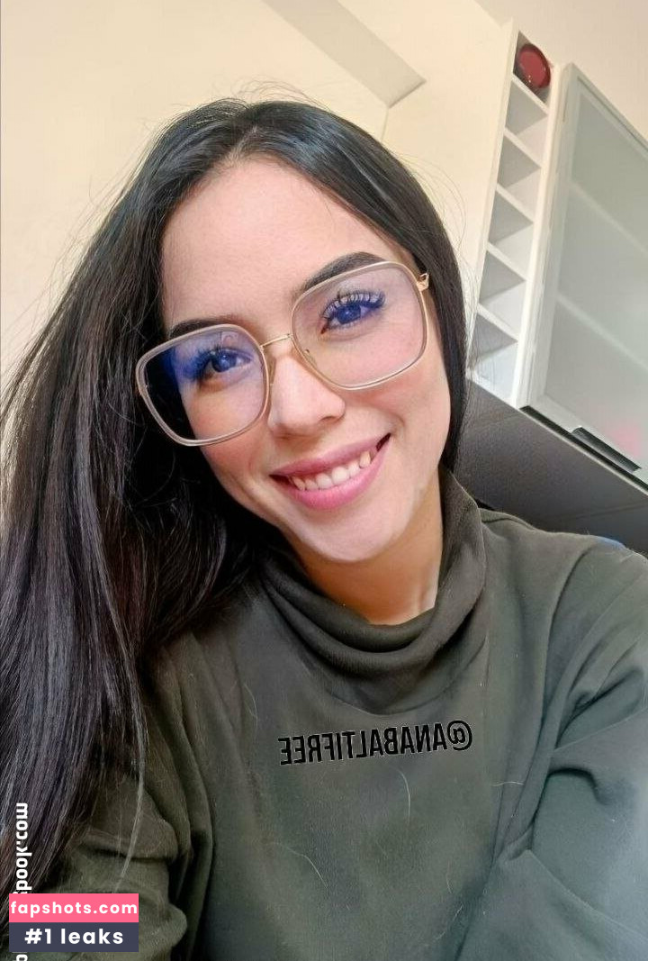 evadiavel Nude Leaks OnlyFans Photos #5 - LeakJerk