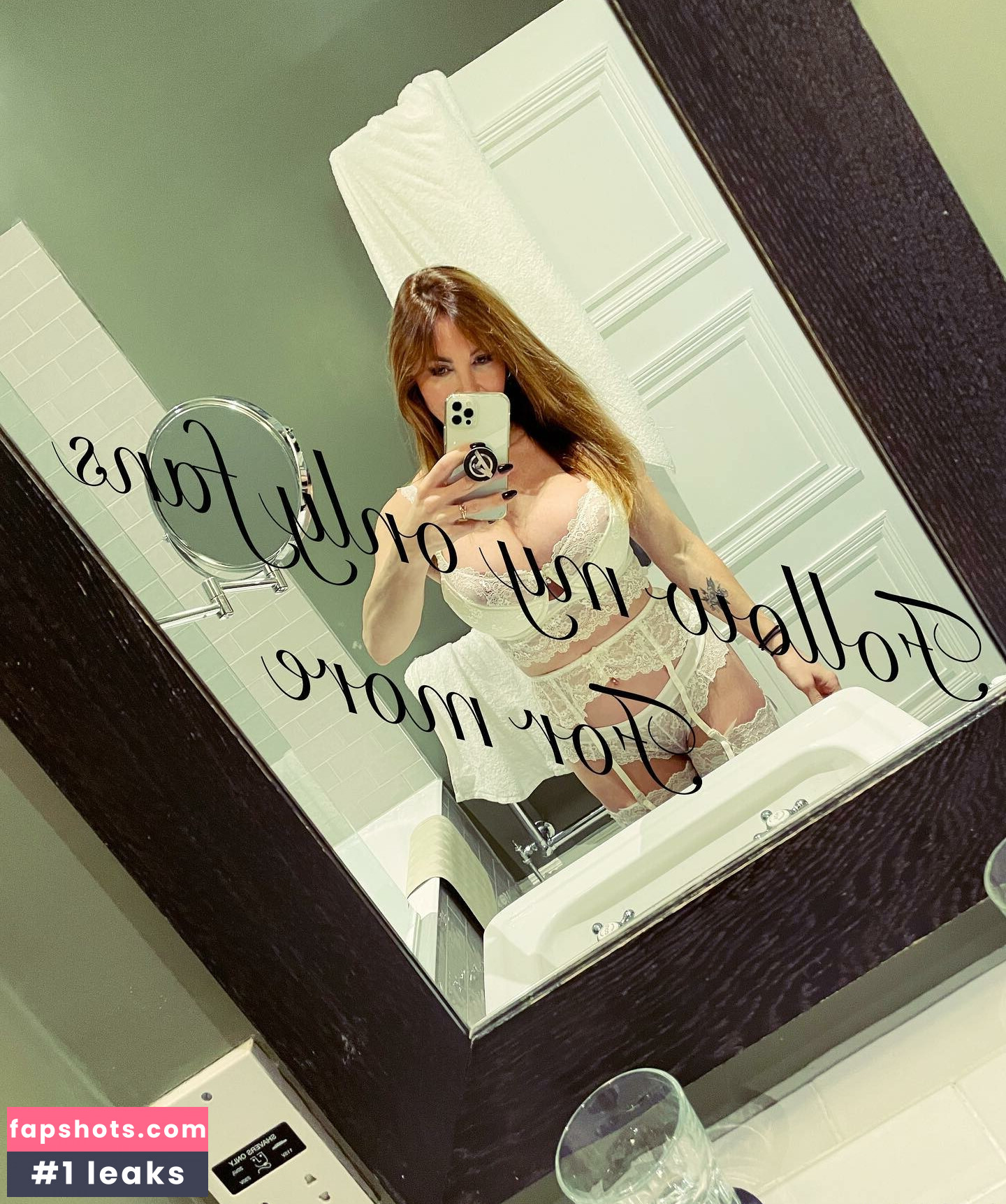 Evaevk_modelpage gallery photo #4