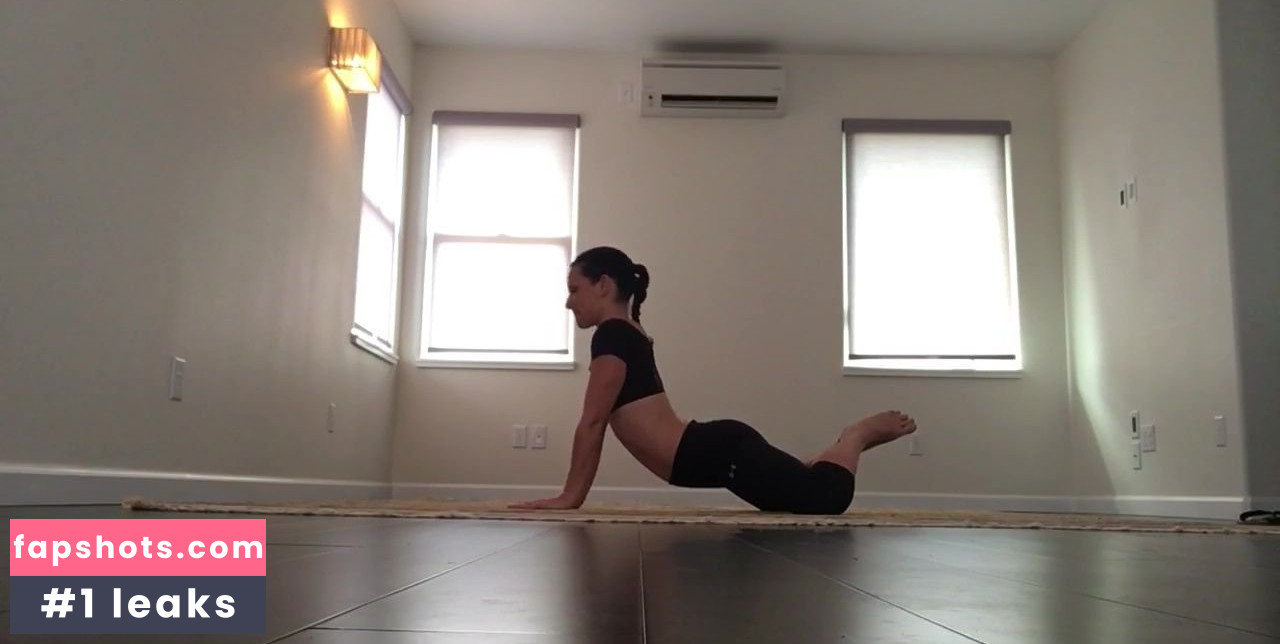 Evangeline Lilly Nude Leaks OnlyFans Photos #177 - LeakJerk