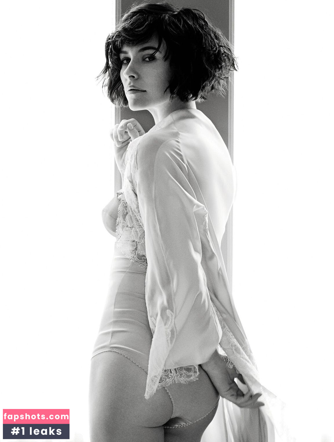 Evangeline Lilly Nude Leaks OnlyFans Photos #61 - LeakJerk