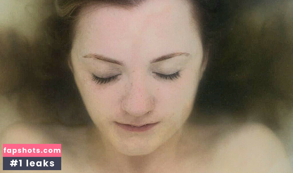 Evanna Lynch gallery photo #4