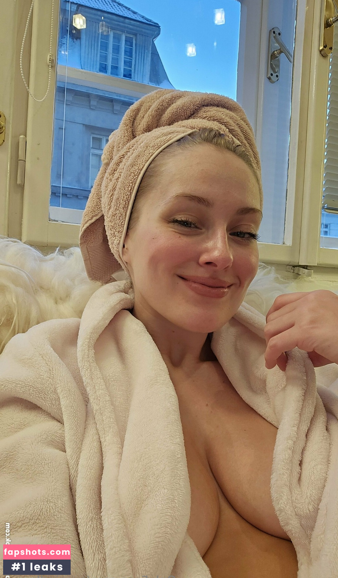 evasindlerova Nude Leaks OnlyFans Photos #11 - LeakJerk