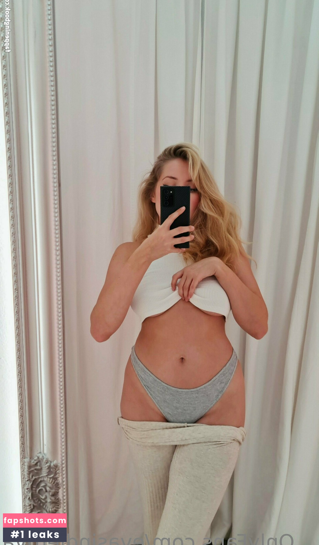 evasindlerova Nude Leaks OnlyFans Photos #28 - LeakJerk