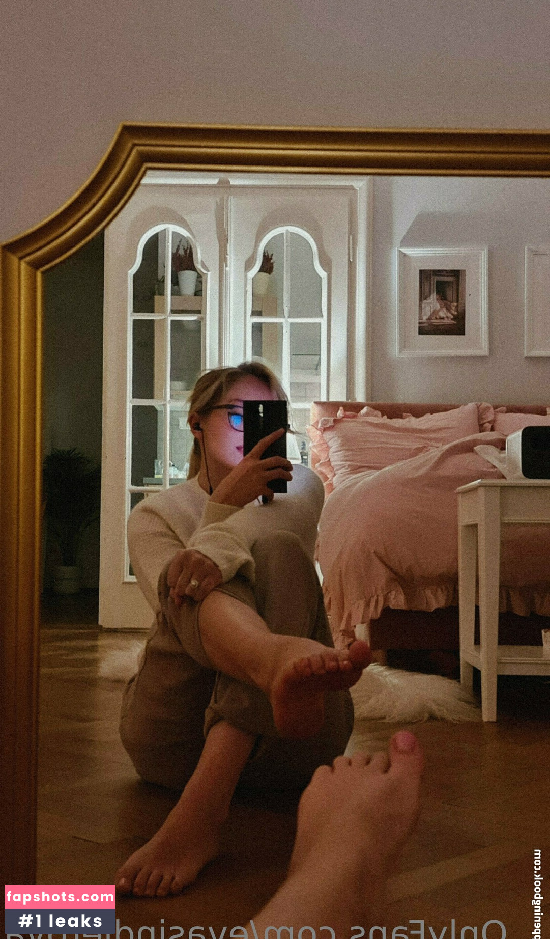 evasindlerova Nude Leaks OnlyFans Photos #30 - LeakJerk