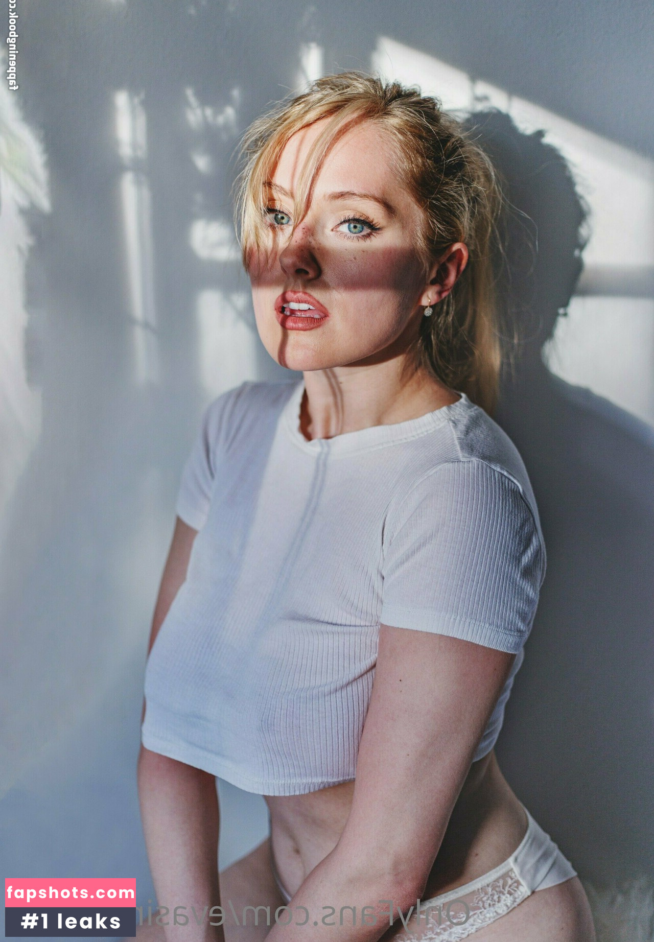 evasindlerova Nude Leaks OnlyFans Photos #34 - LeakJerk