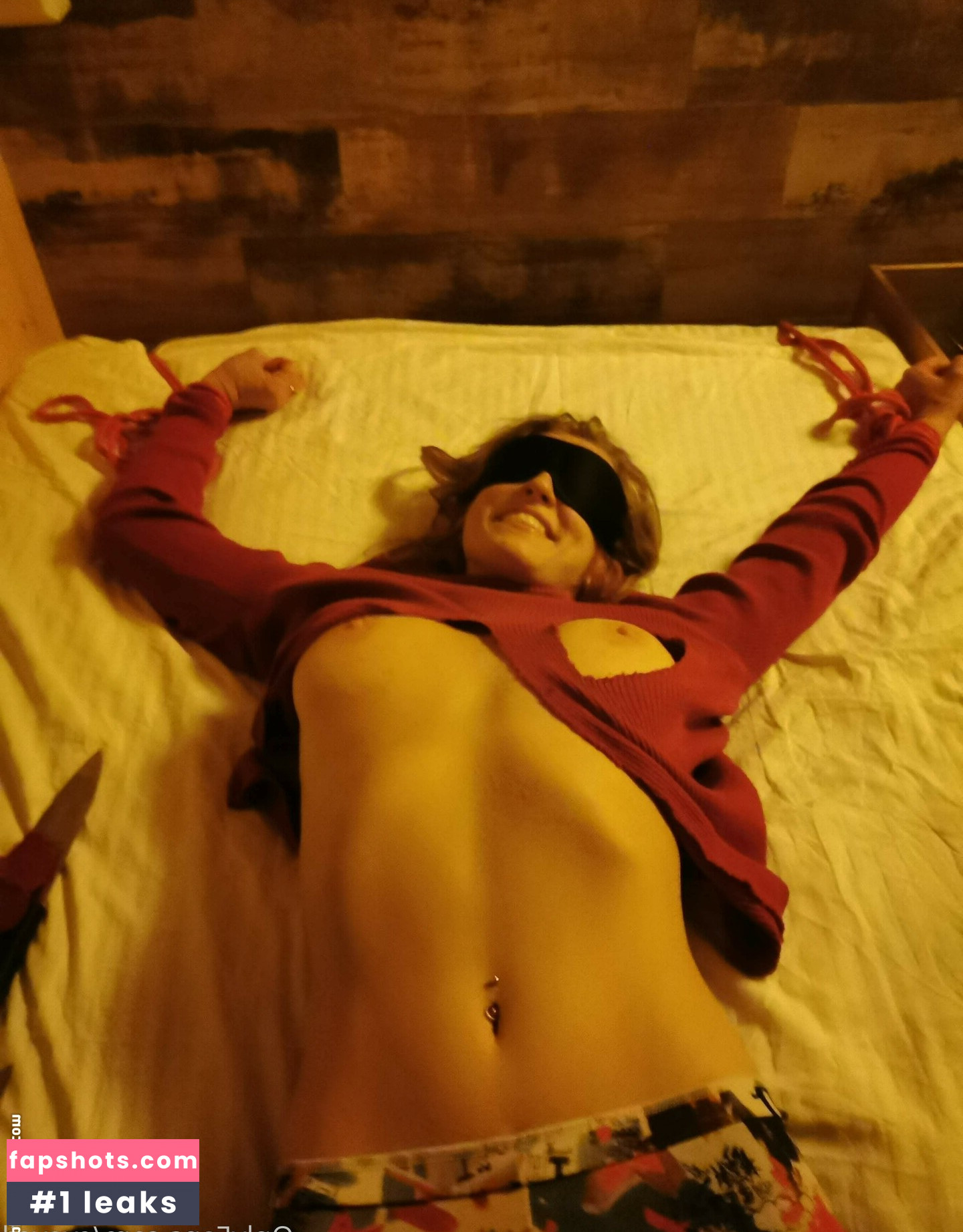 Evaveil gallery photo #77