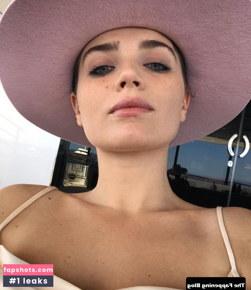 Eve Hewson gallery photo #134