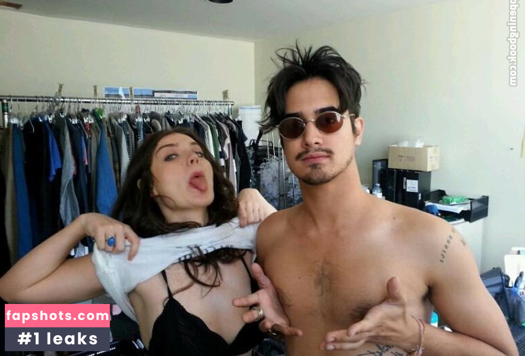 Eve Hewson gallery photo #24