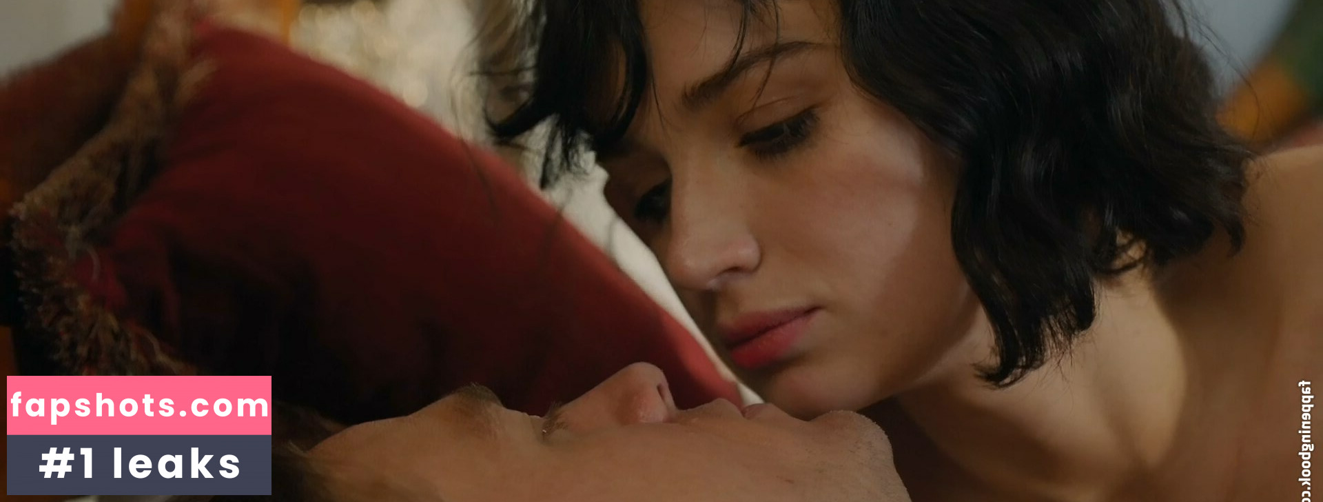 Eve Hewson gallery photo #25