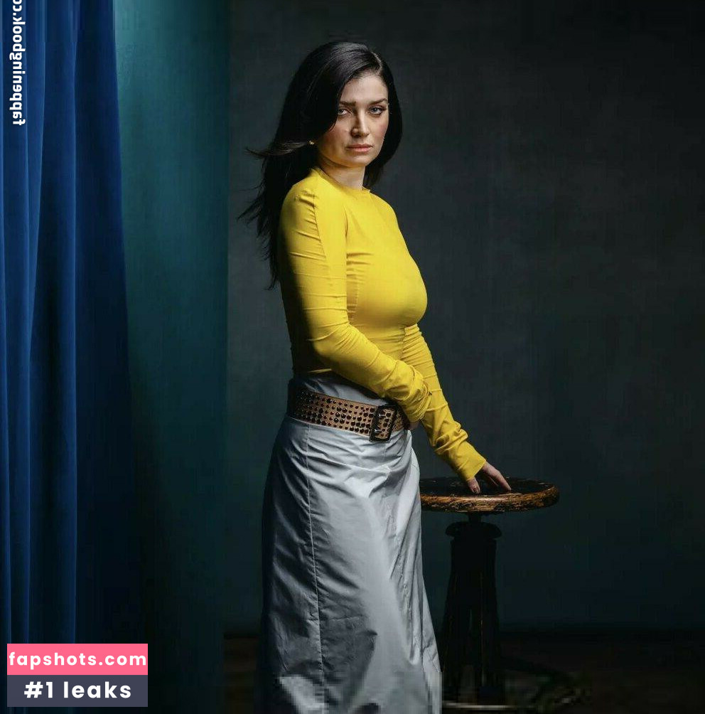 Eve Hewson gallery photo #28