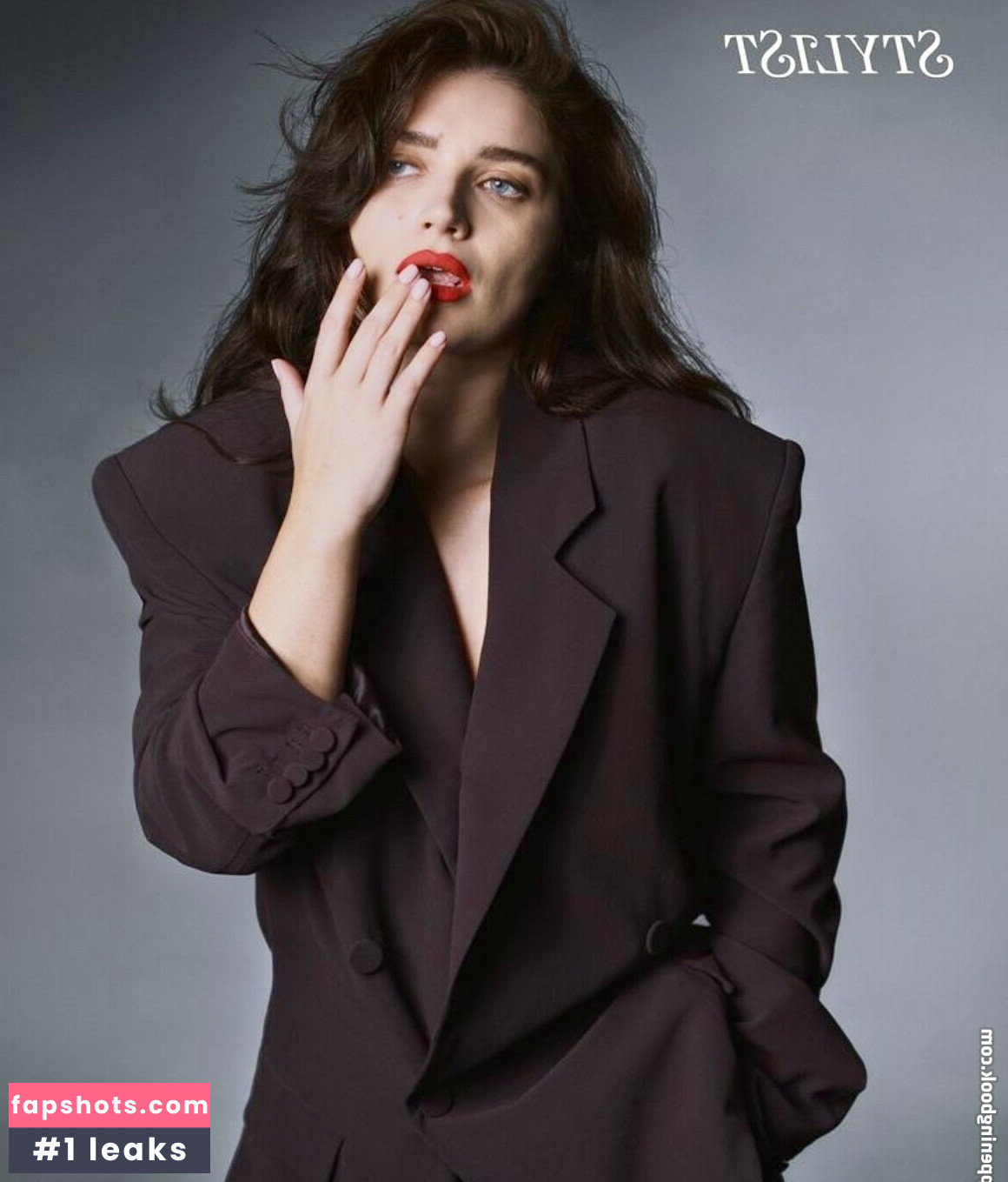 Eve Hewson gallery photo #49