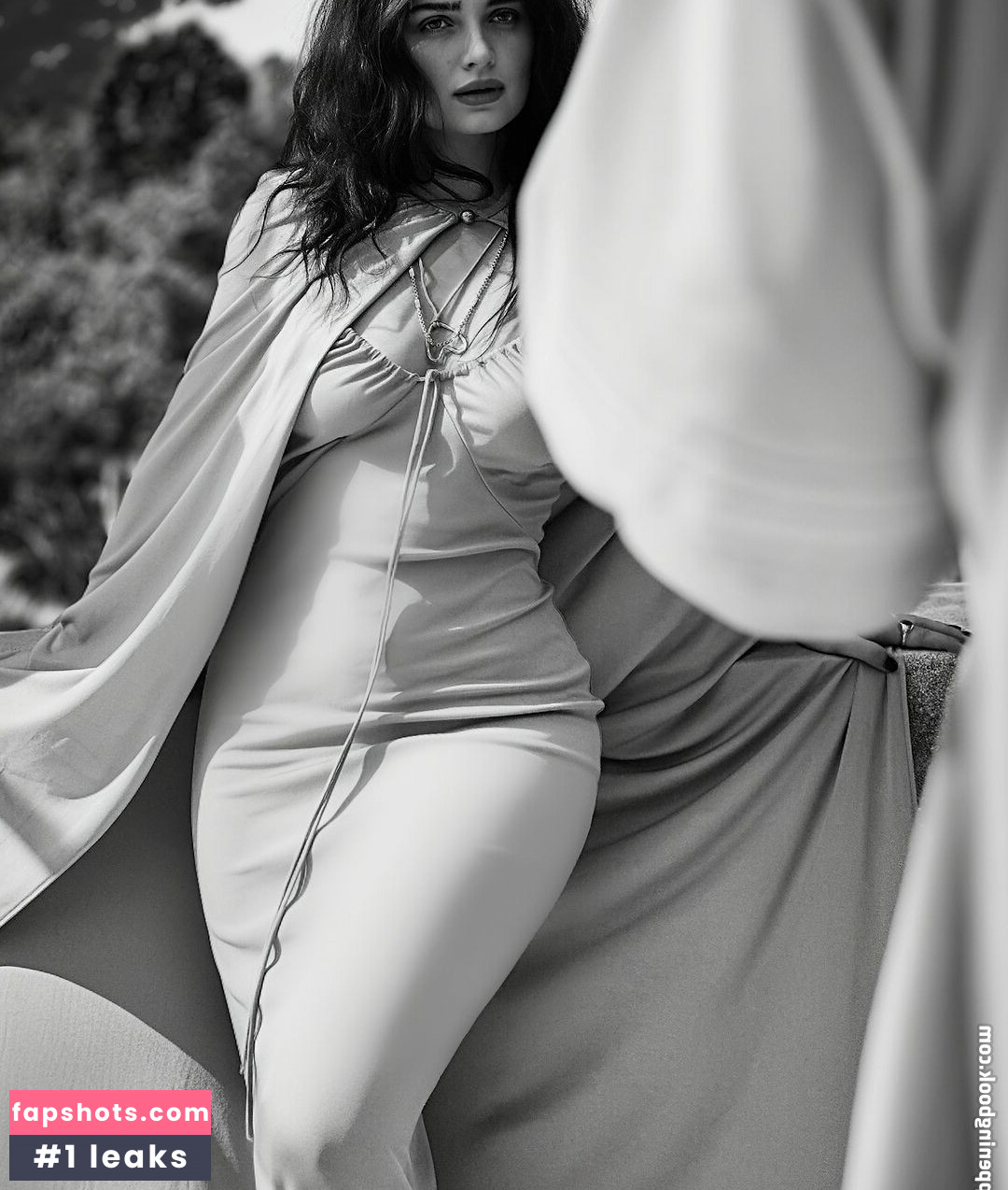 Eve Hewson gallery photo #54