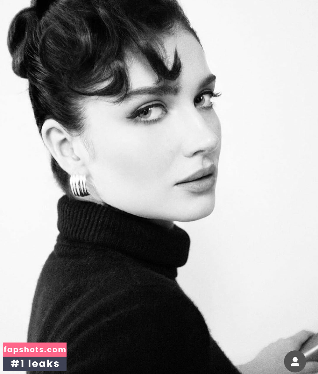 Eve Hewson gallery photo #79