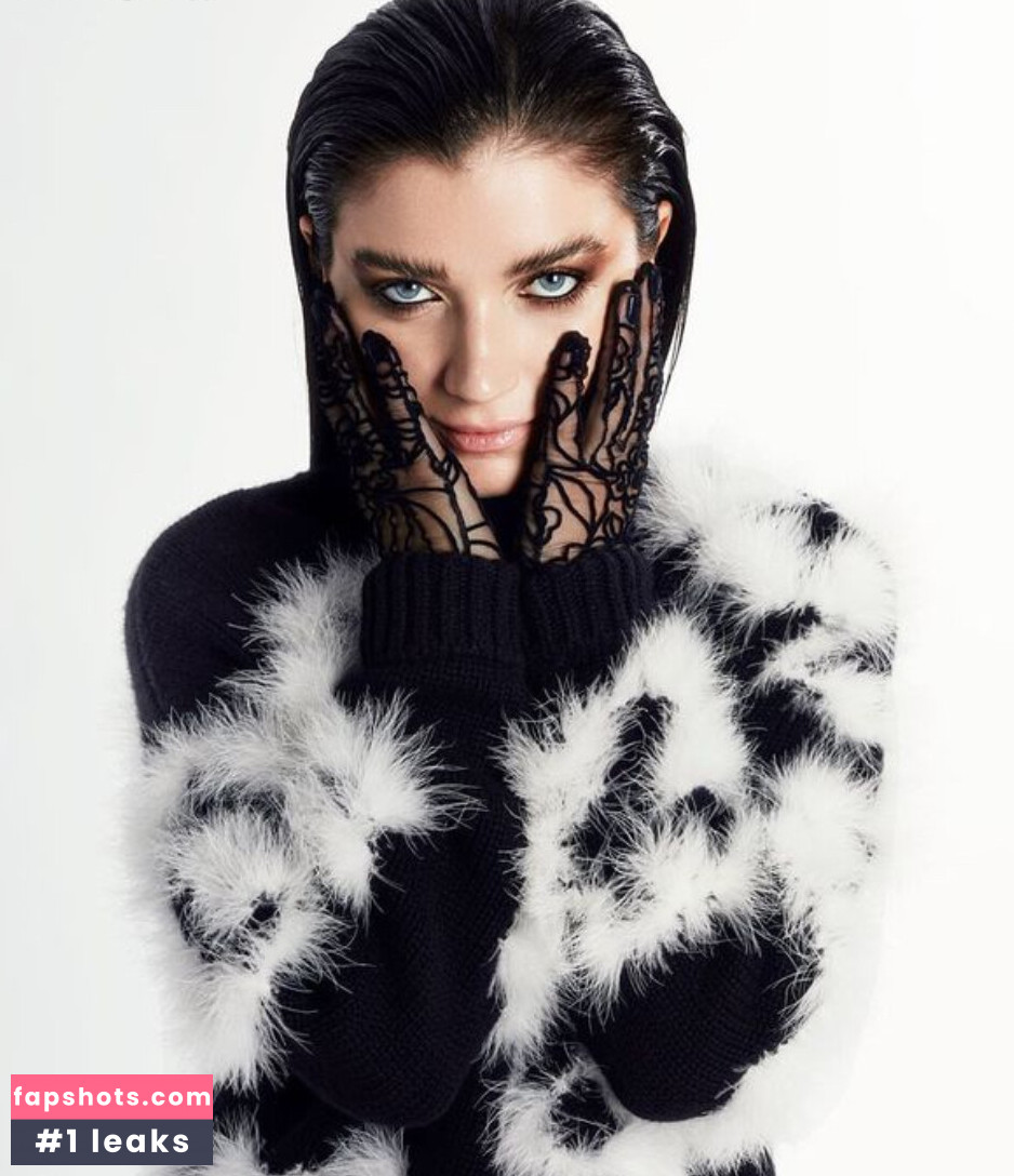 Eve Hewson gallery photo #90