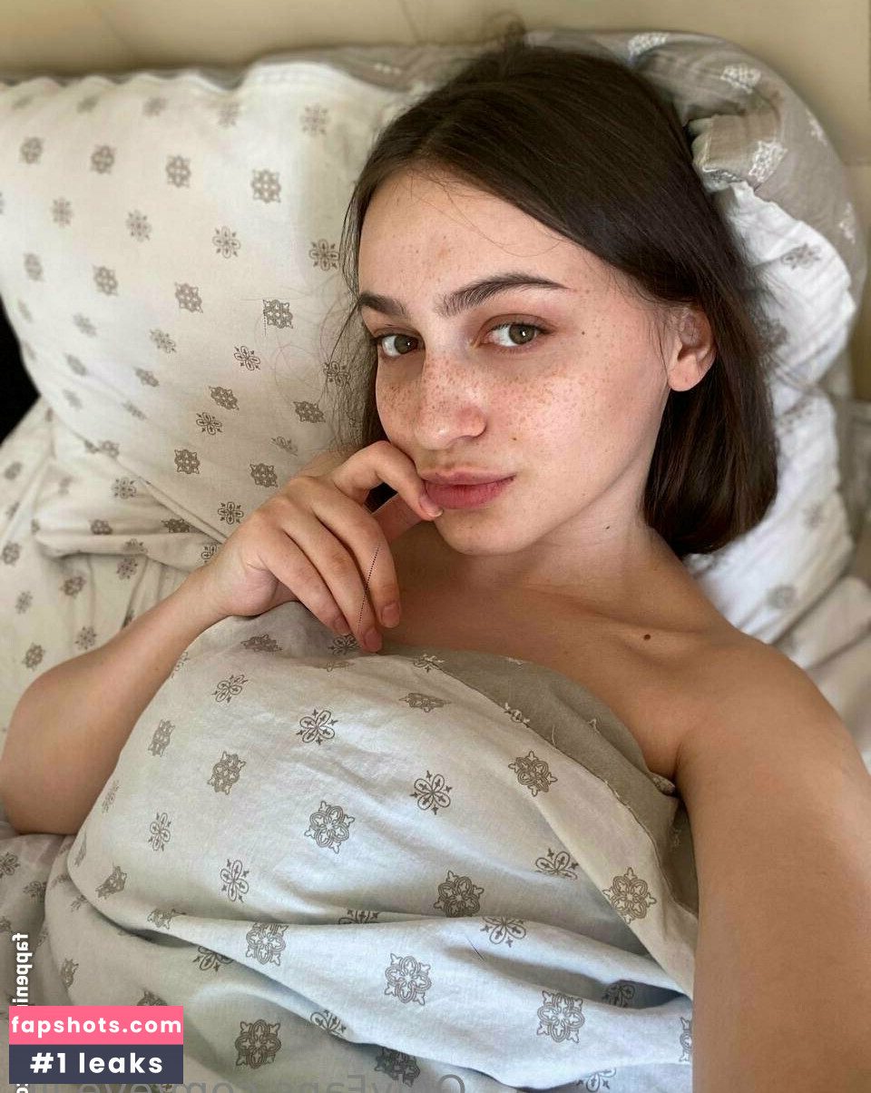 eve.lin gallery photo #13