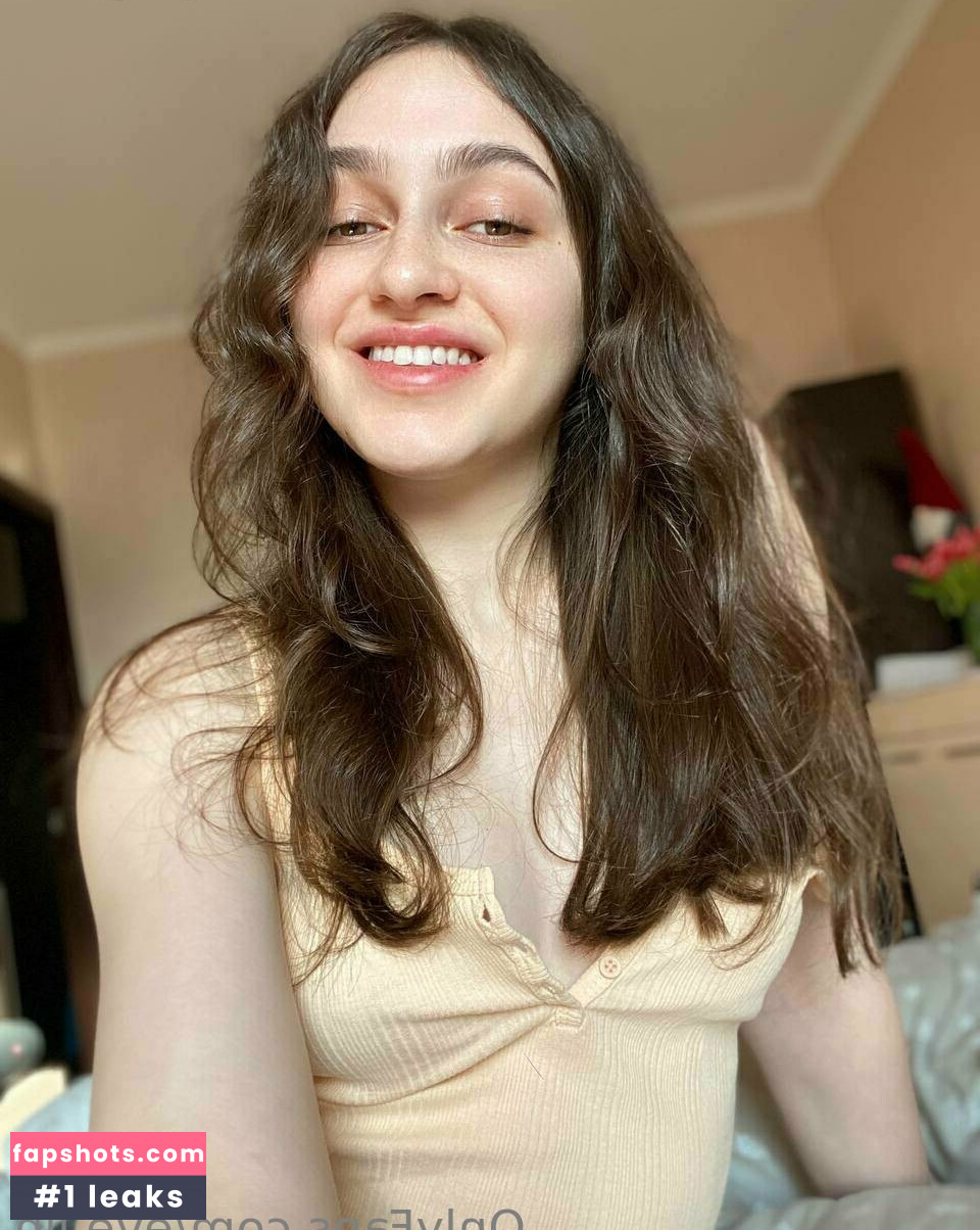 eve.lin gallery photo #50