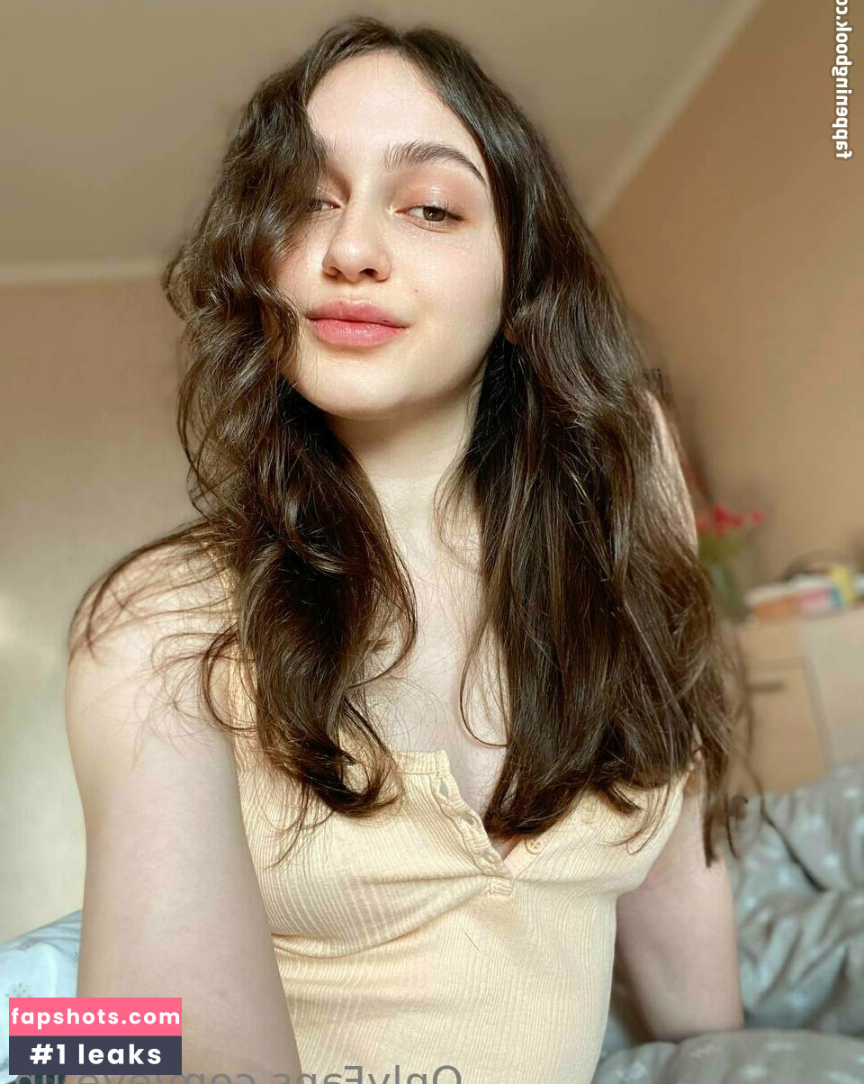 eve.lin gallery photo #60