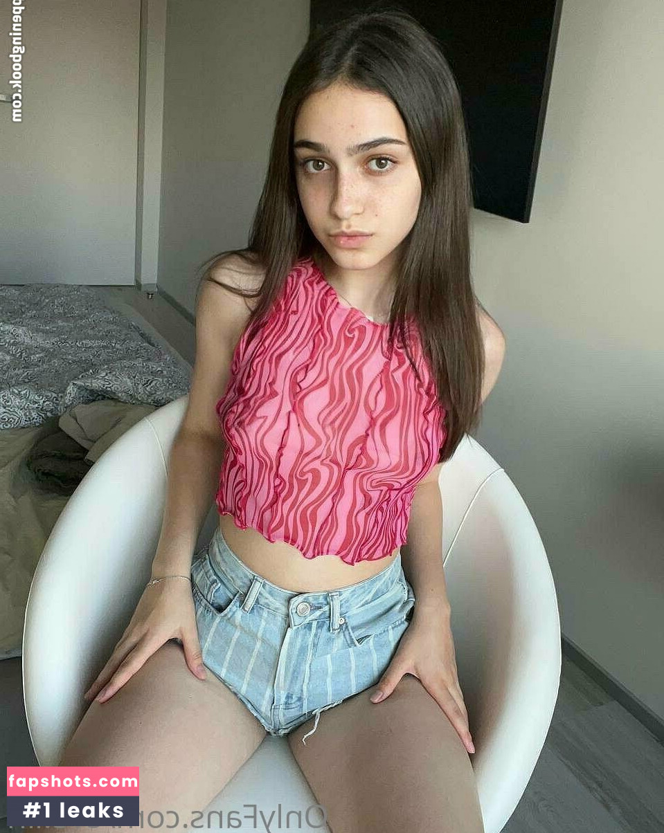 eve.lin gallery photo #69