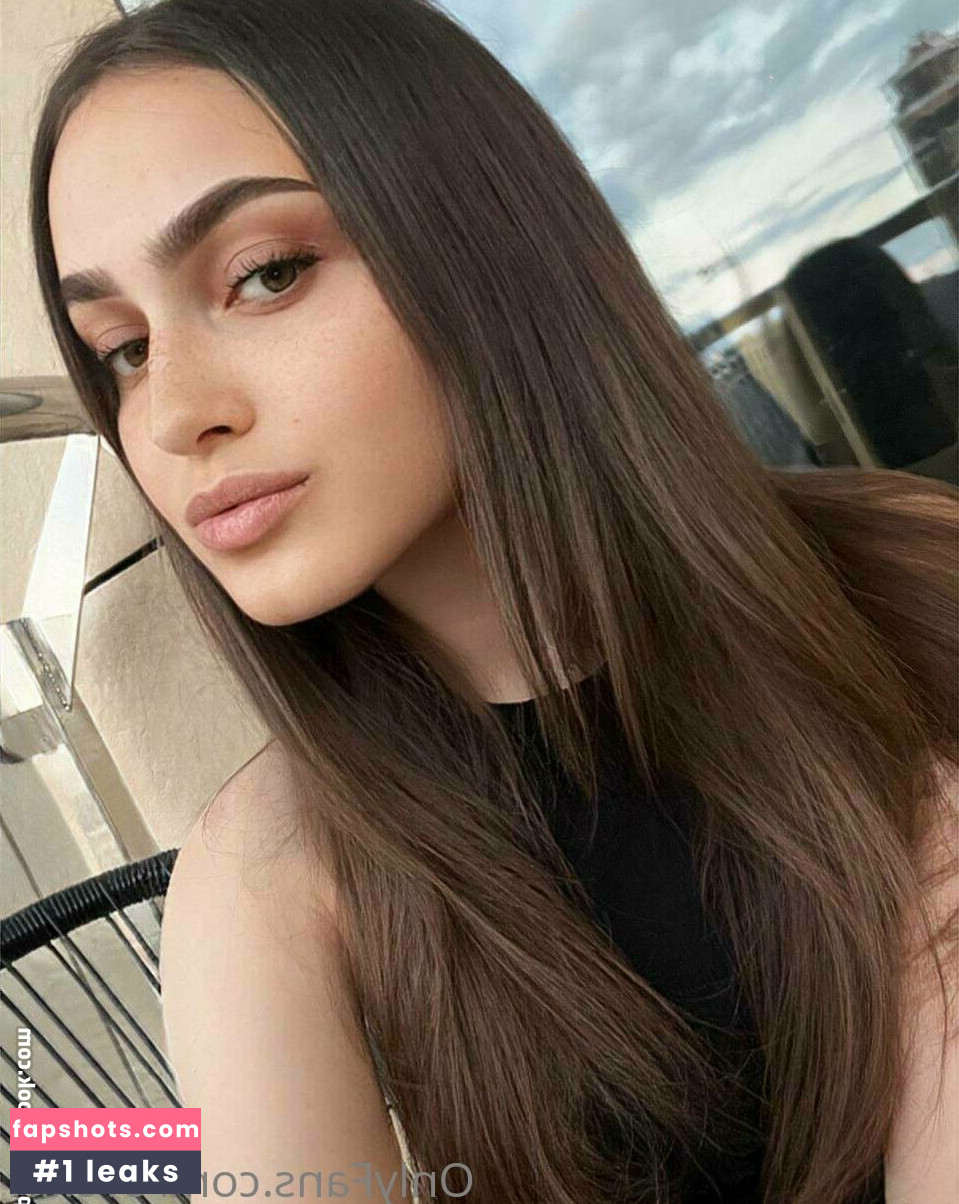 eve.lin gallery photo #80