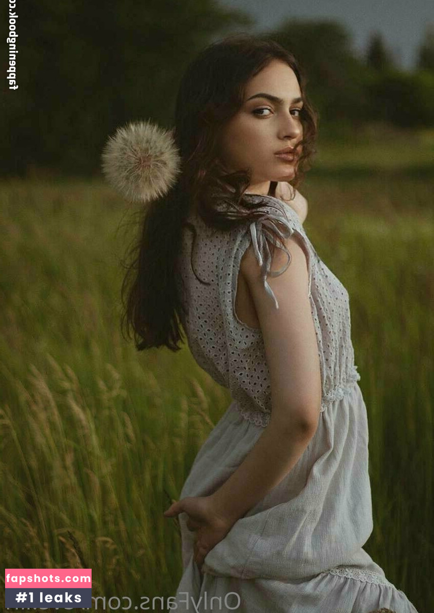 eve.lin gallery photo #95