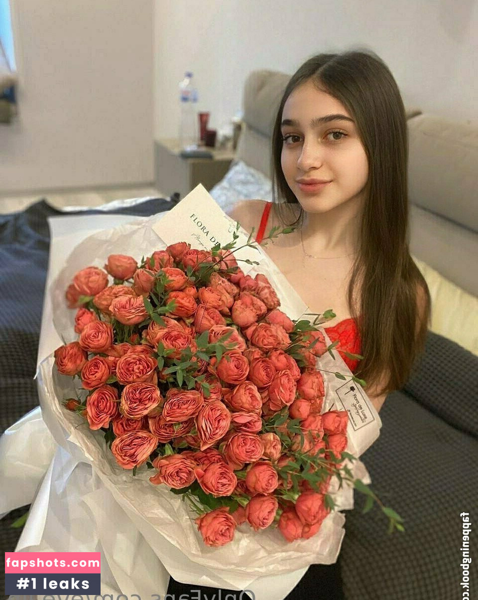 eve_llin gallery photo #48