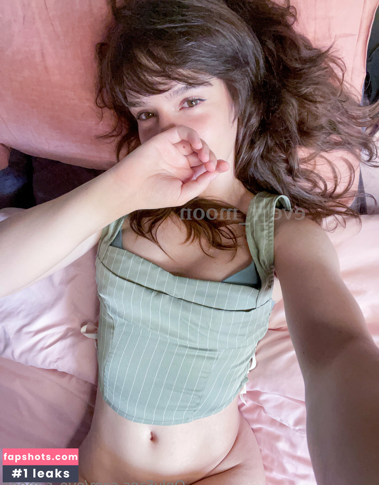 eve_r_moon gallery photo #11