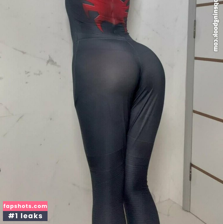 Evelyn Felix gallery photo #5