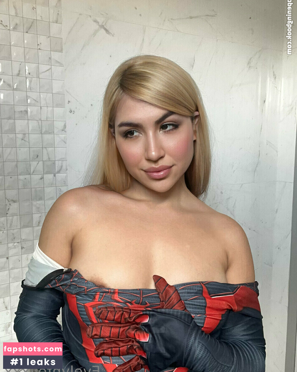 Evelyn Felix gallery photo #10