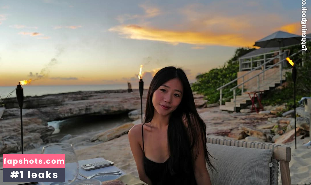 Evelyn Ha gallery photo #5