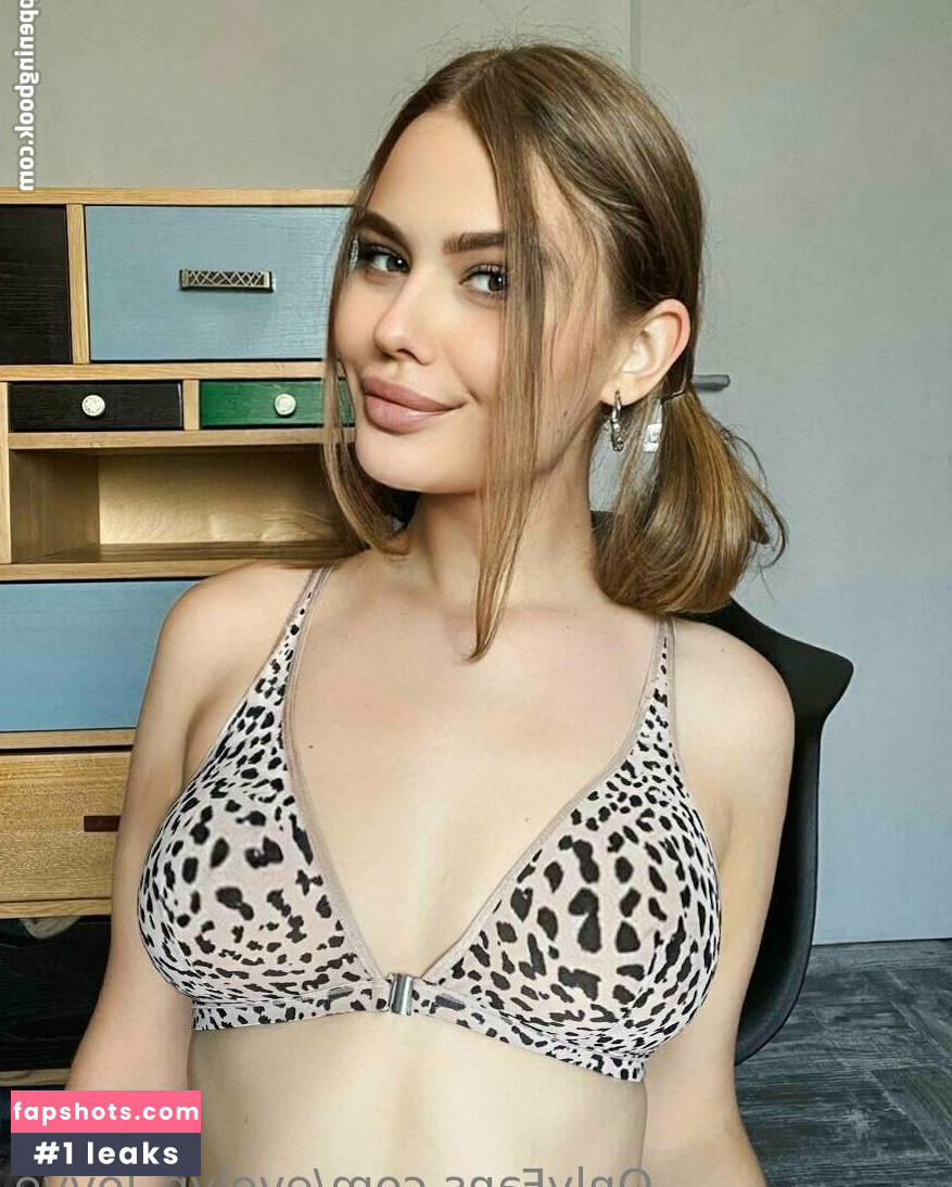 evelyn_lovve gallery photo #16