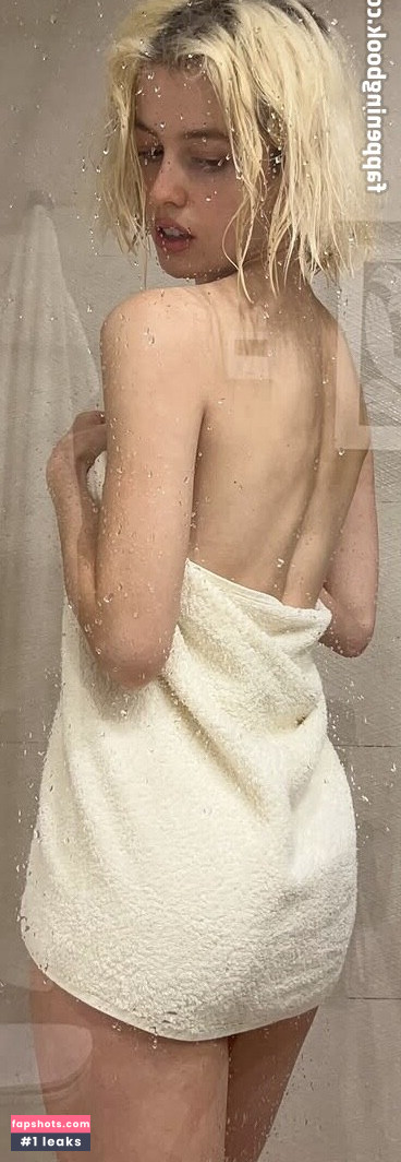 Evelyn Miller gallery photo #3