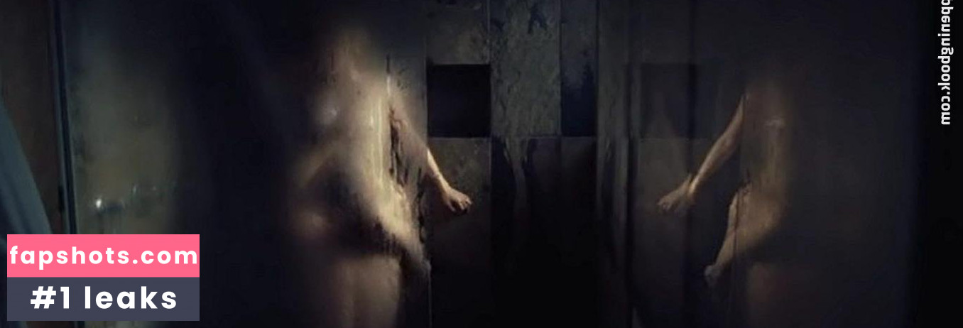 Evelyne Brochu gallery photo #31