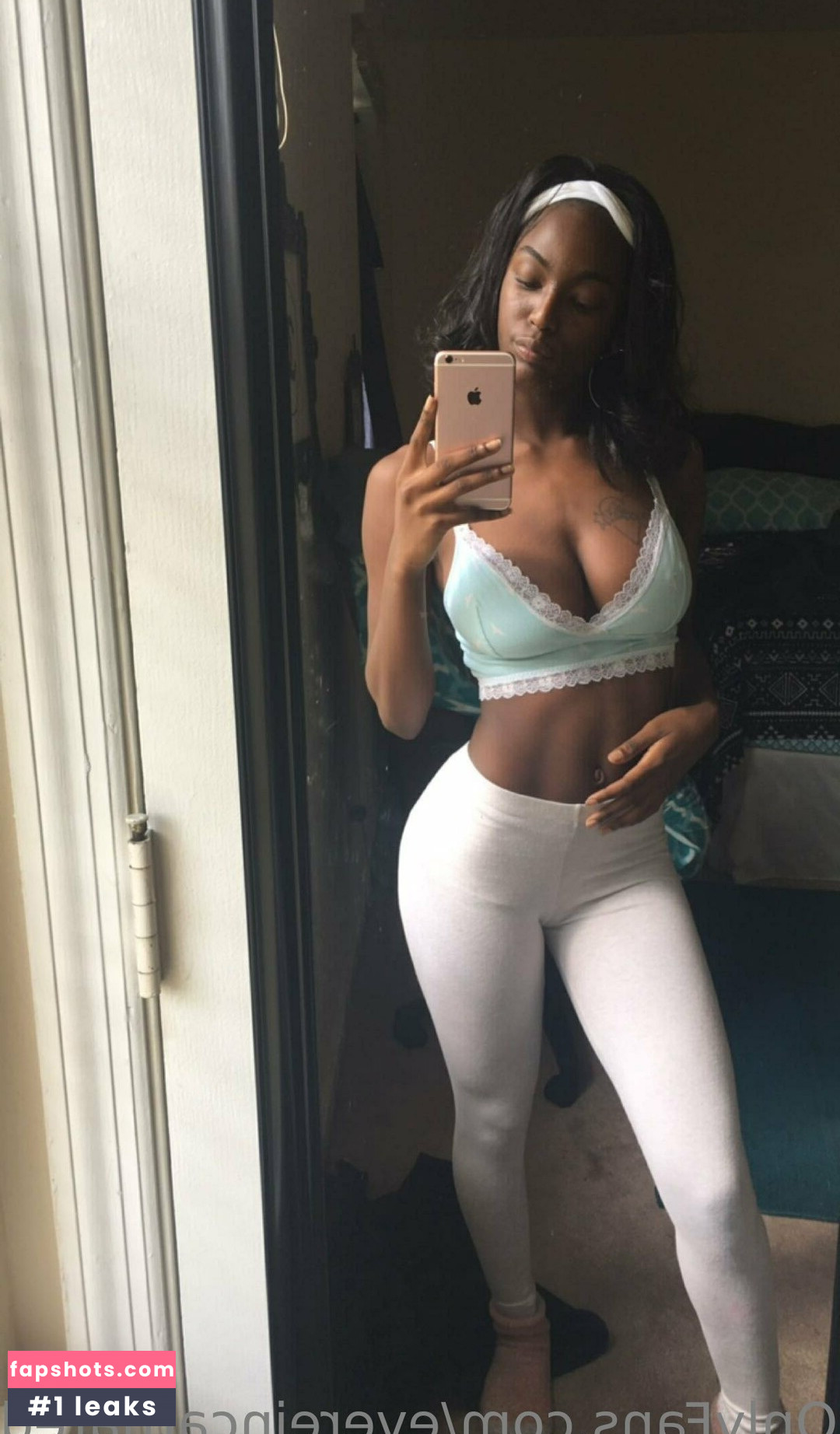 evereincarnated gallery photo #17