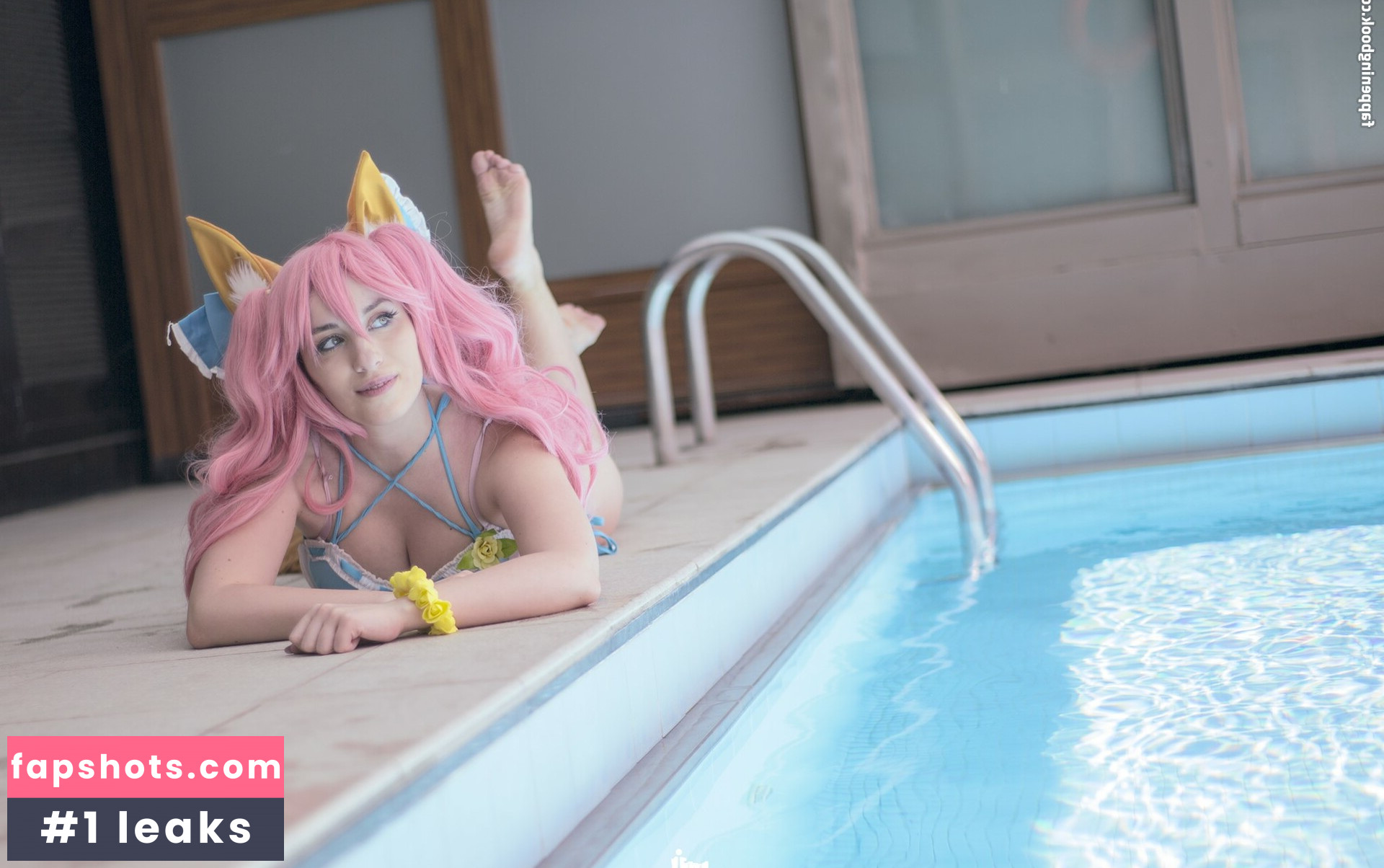 Eveyfoxfire gallery photo #15