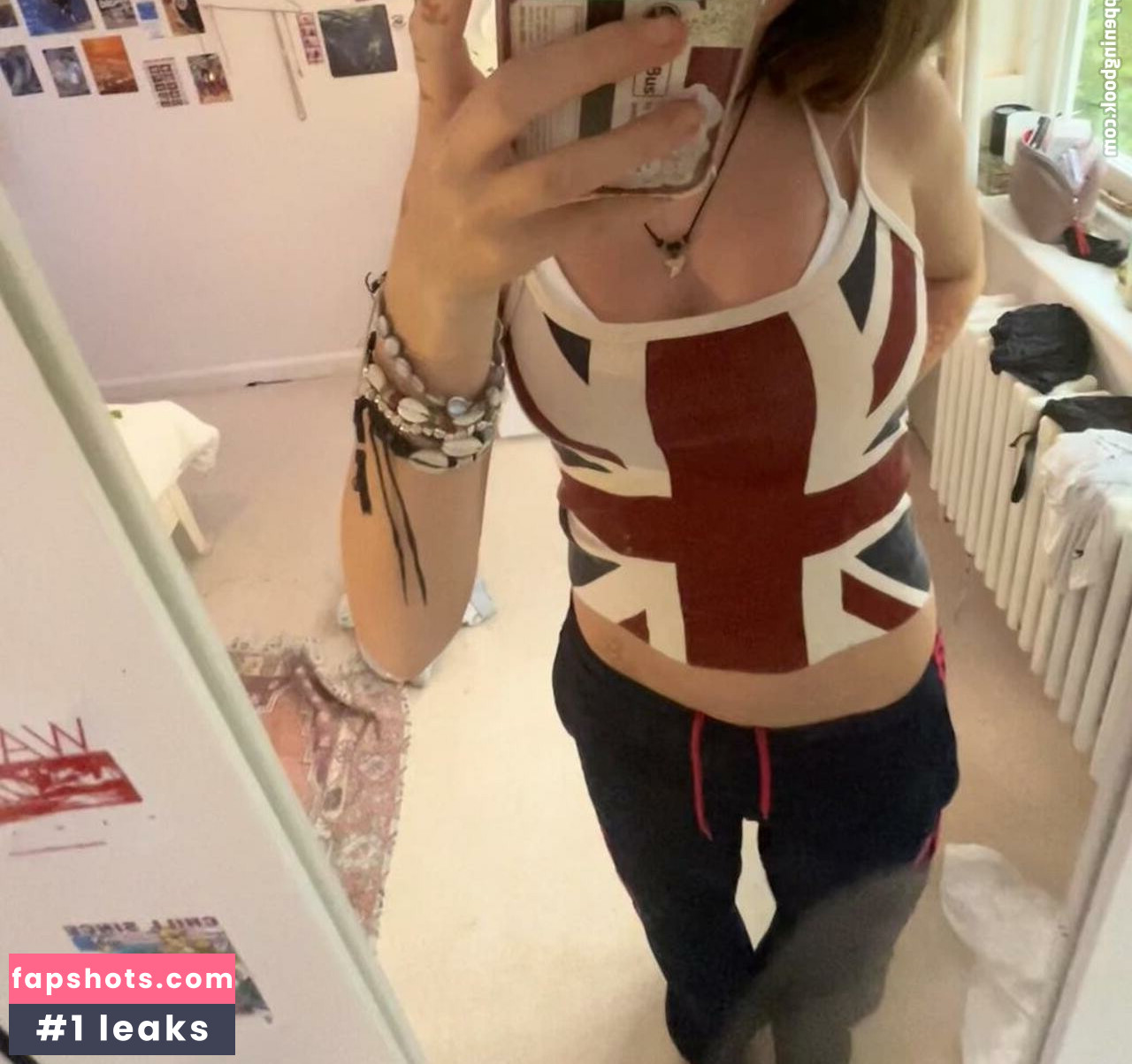 Evie O'Neill gallery photo #13