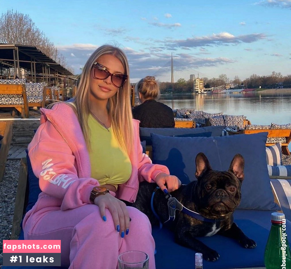 evitaaa29 Nude Leaks OnlyFans Photos #17 - Fapshots