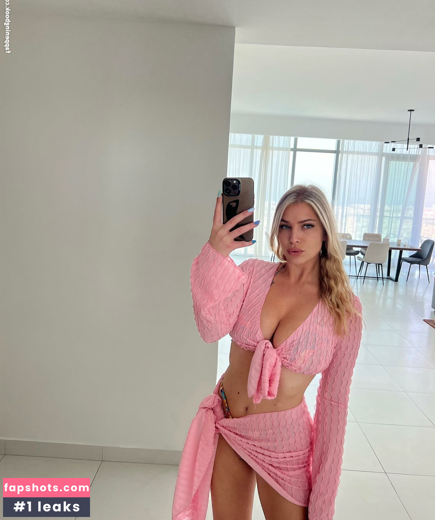 evitaaa29 Nude Leaks OnlyFans Photos #18 - Fapshots