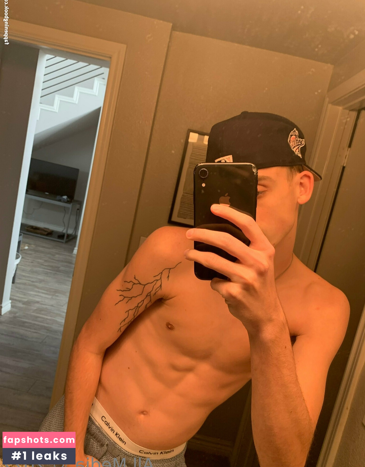 exclusivehuddy Nahé úniky fotek pouze od fanoušků #5 - Fapshots