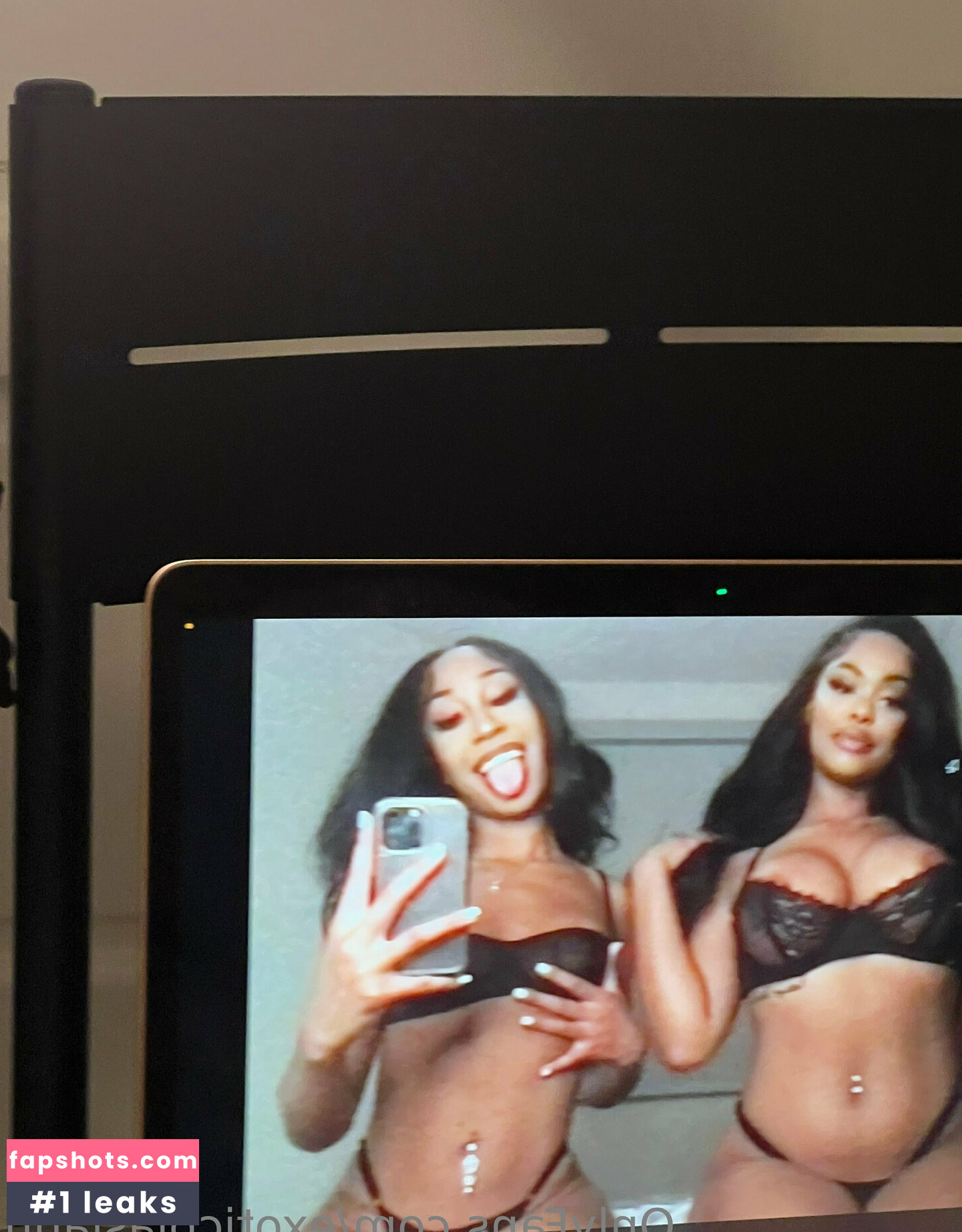 exoticblasiann Filtración Desnuda OnlyFans Foto #34 - Fapshots