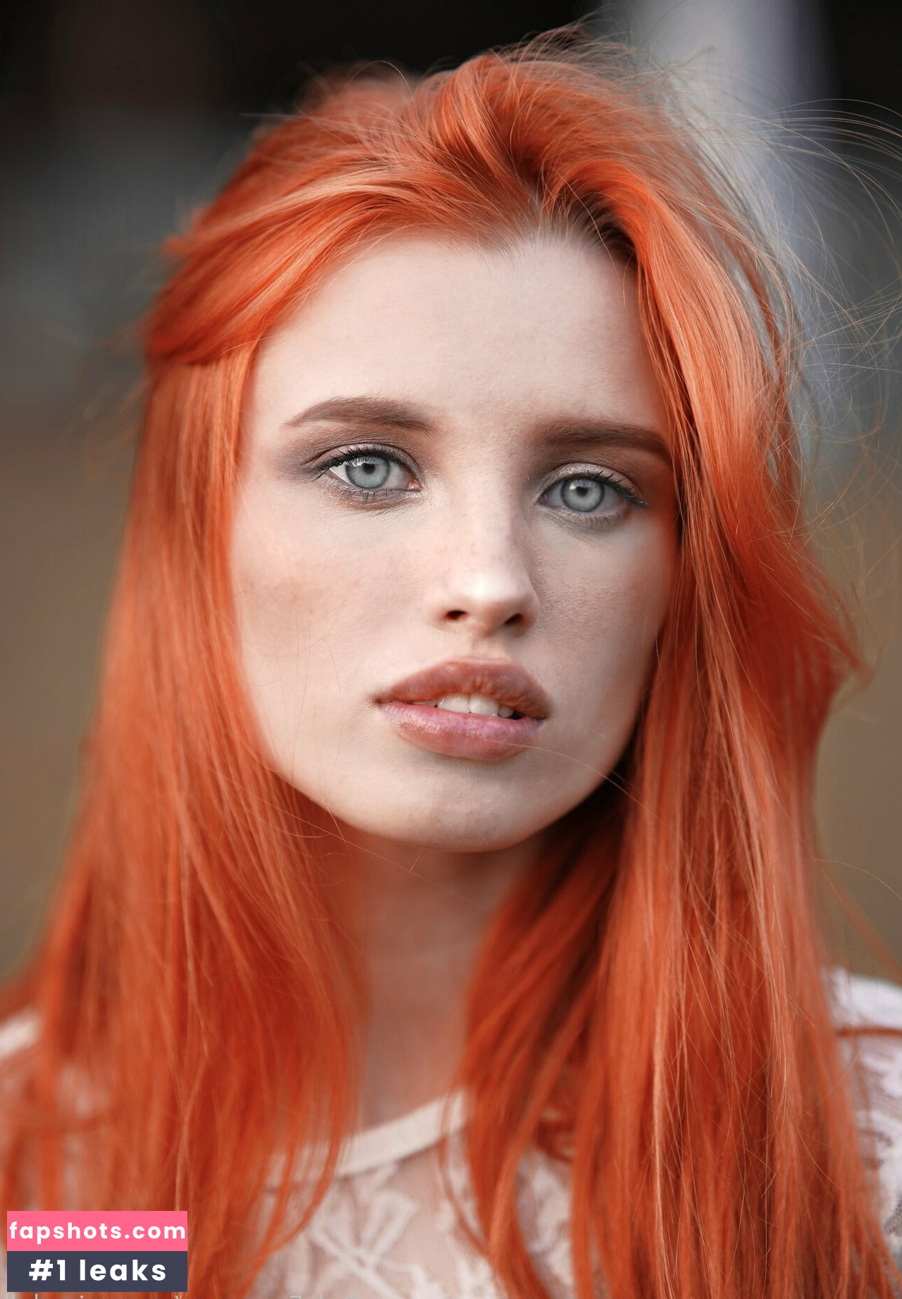 expensive_doll gallery photo #9