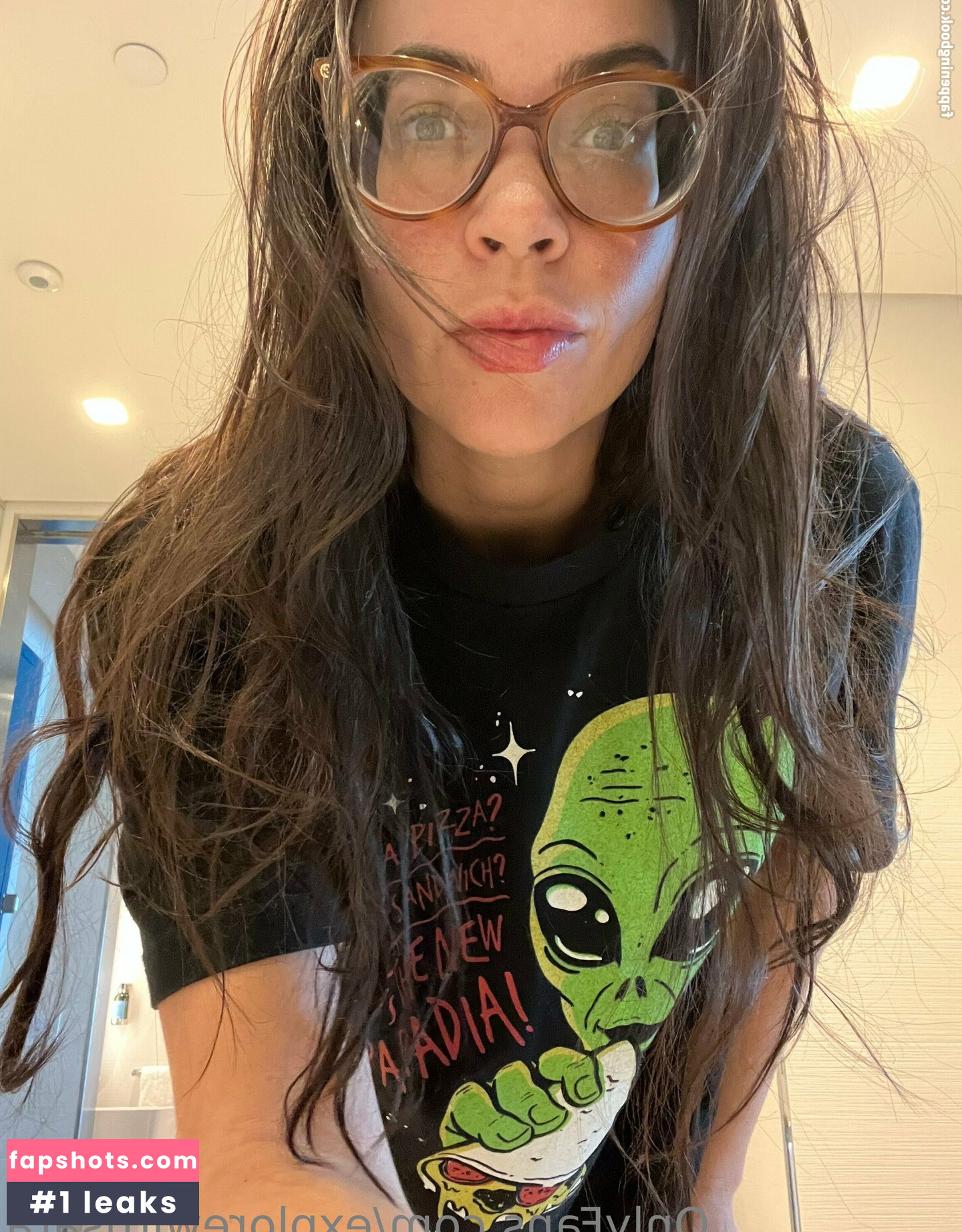 explorewithsara Nahé úniky fotek pouze od fanoušků #11 - Fapshots