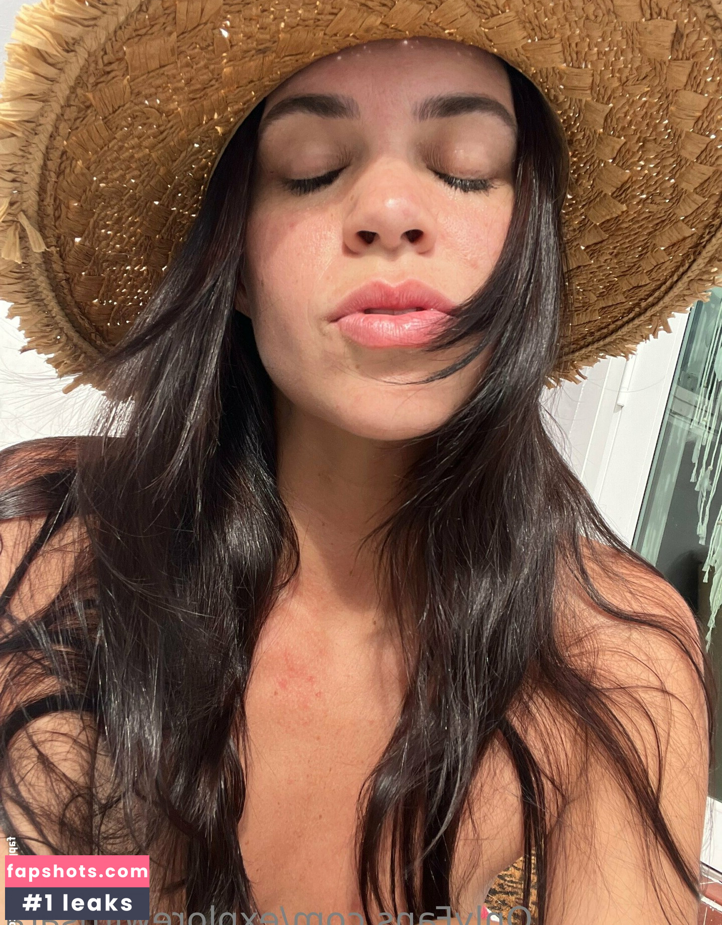 explorewithsara Nahé úniky fotek pouze od fanoušků #16 - Fapshots