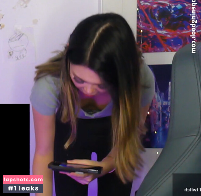 ExtraEmily Nahé úniky fotek pouze od fanoušků #175 - Fapshots