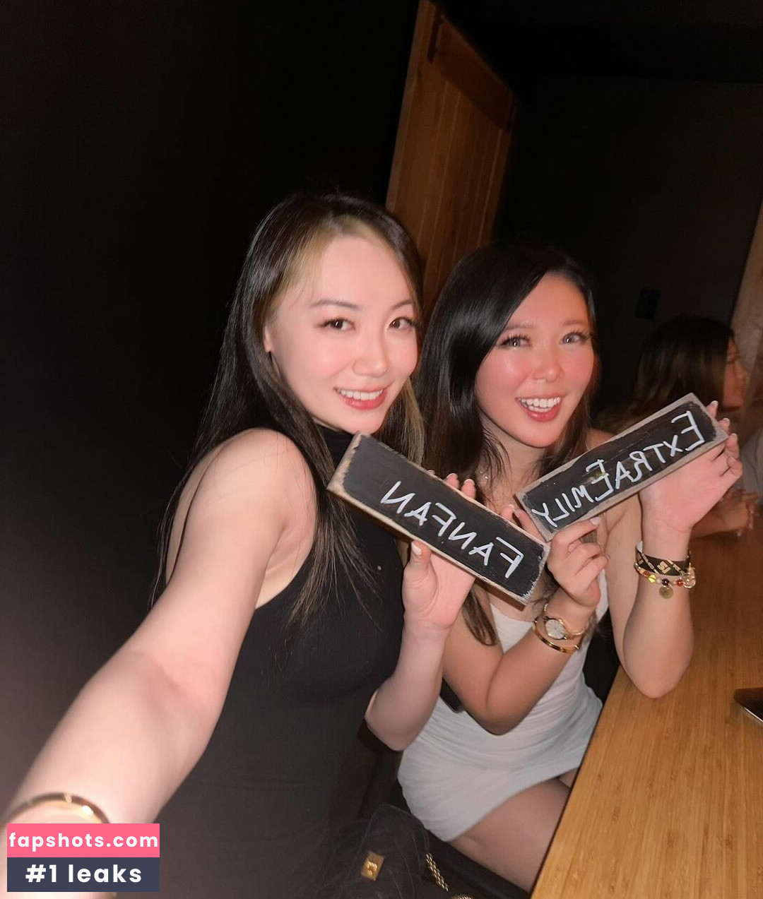 ExtraEmily gallery photo #185