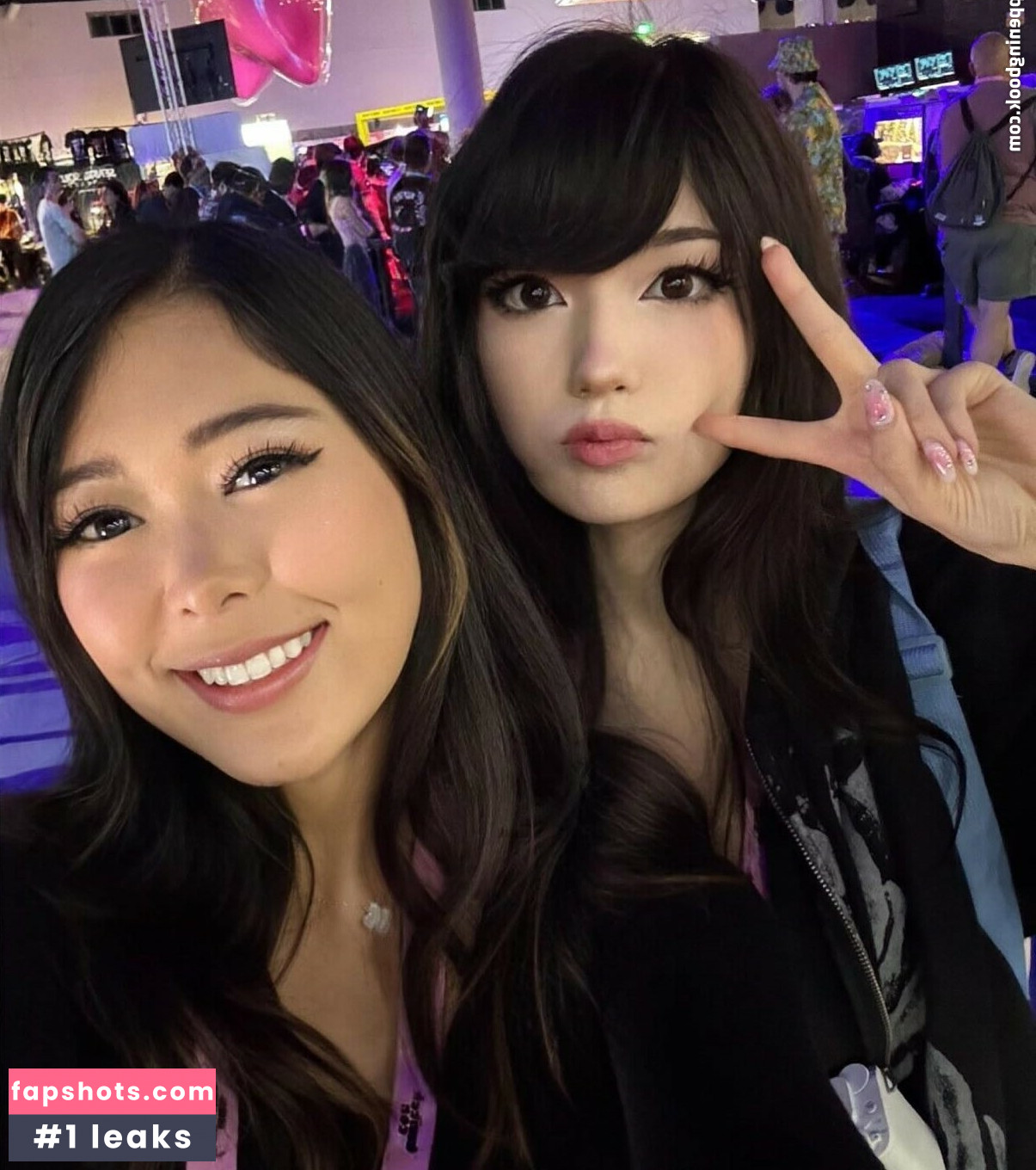 ExtraEmily Nahé úniky fotek pouze od fanoušků #30 - Fapshots