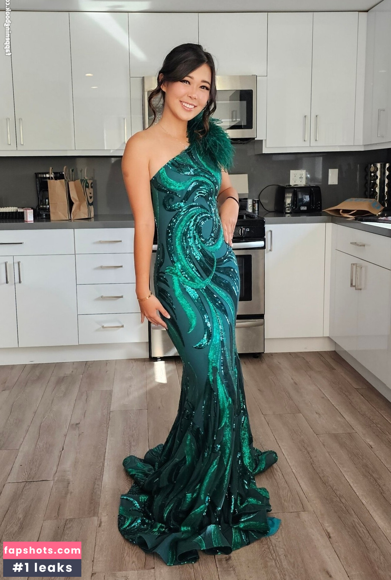 ExtraEmily Nahé úniky fotek pouze od fanoušků #92 - Fapshots