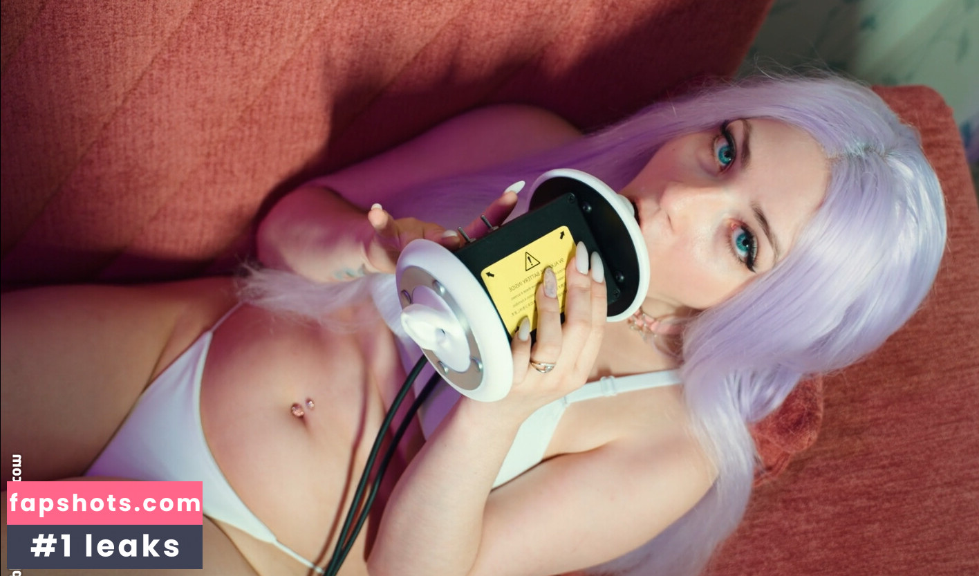 Eye Contact gallery photo #13